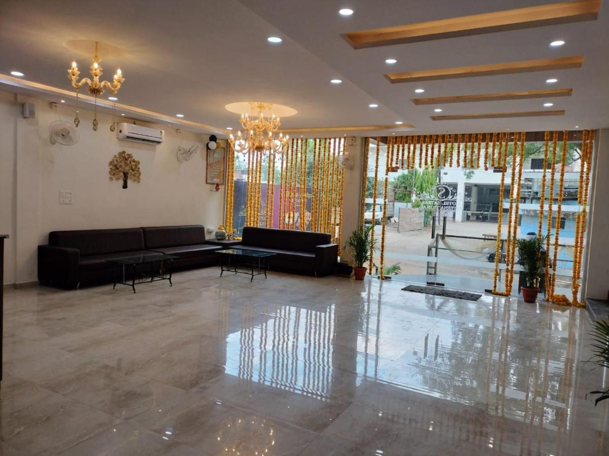 Hotel Satkar International Chhindwāra Dış mekan fotoğraf